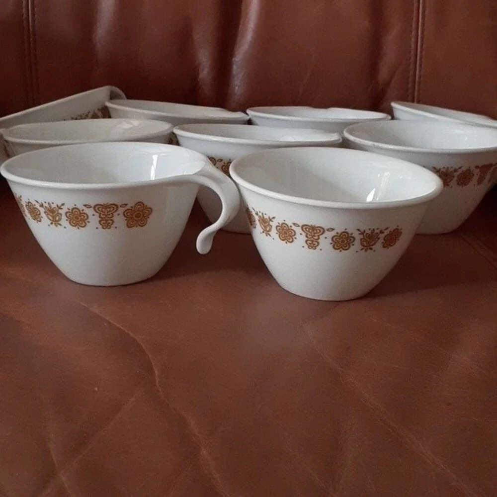 Corelle butterfly gold cup set and sugar bowl. 6 coffee or tea cups vintage